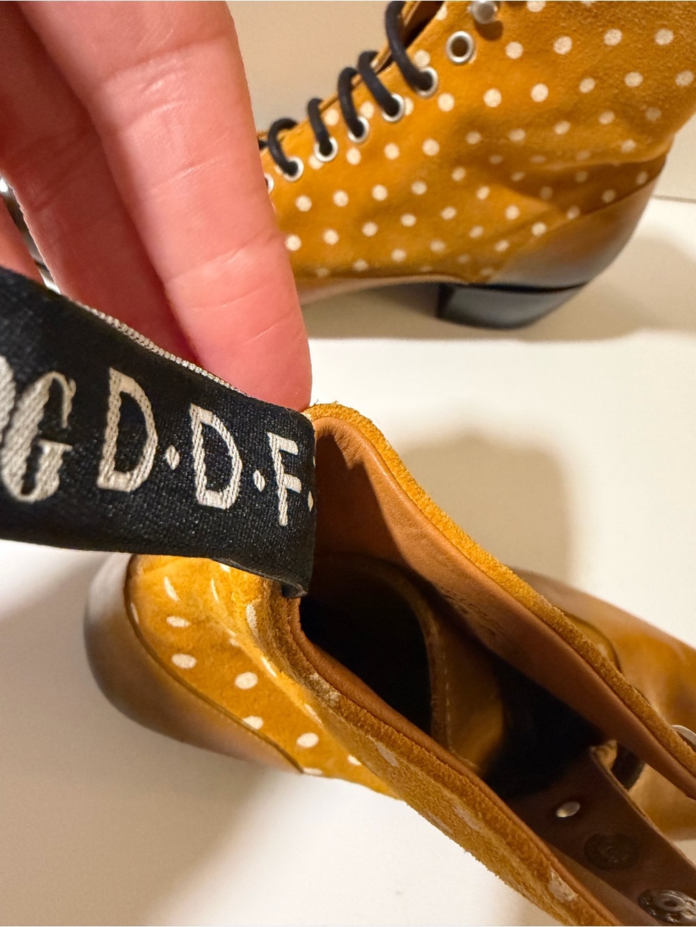 Like new! John Fluevog Eugene Polka Dot Mustard Lace-Up Ankle Boots- sz 5.5 - Picture 8 of 13